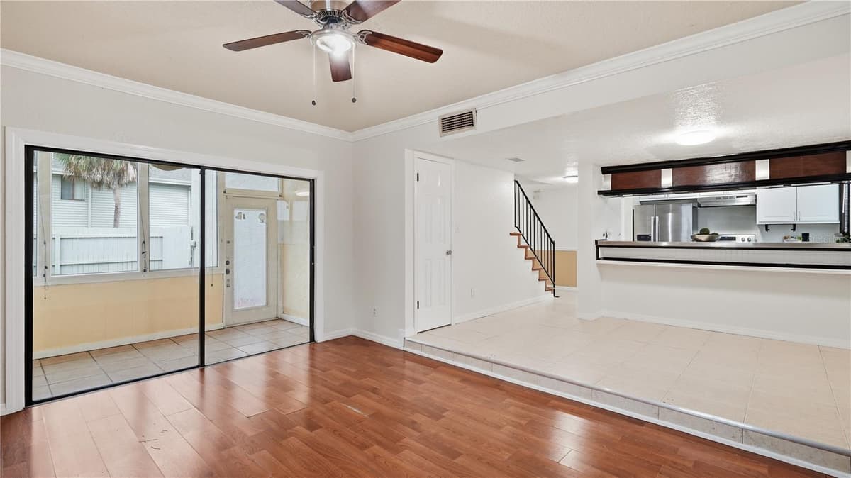 1412 OAK PLACE — photo 7 of 29
