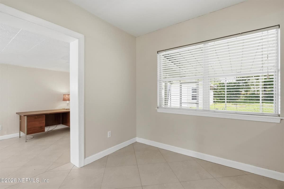 5239 GLENWOOD AVENUE — photo 11 of 37