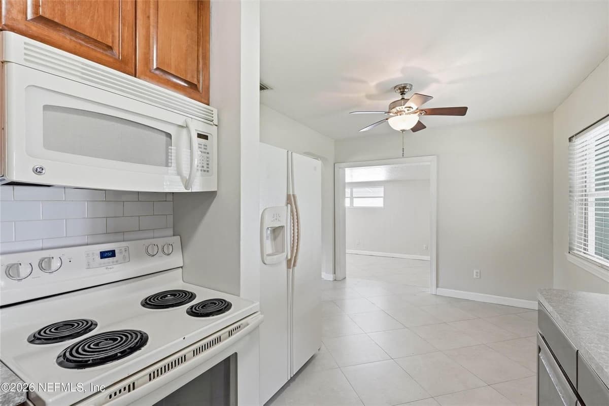 5239 GLENWOOD AVENUE — photo 16 of 37