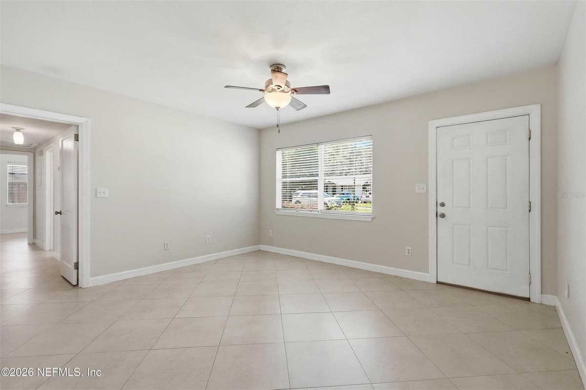 5239 GLENWOOD AVENUE — photo 9 of 37
