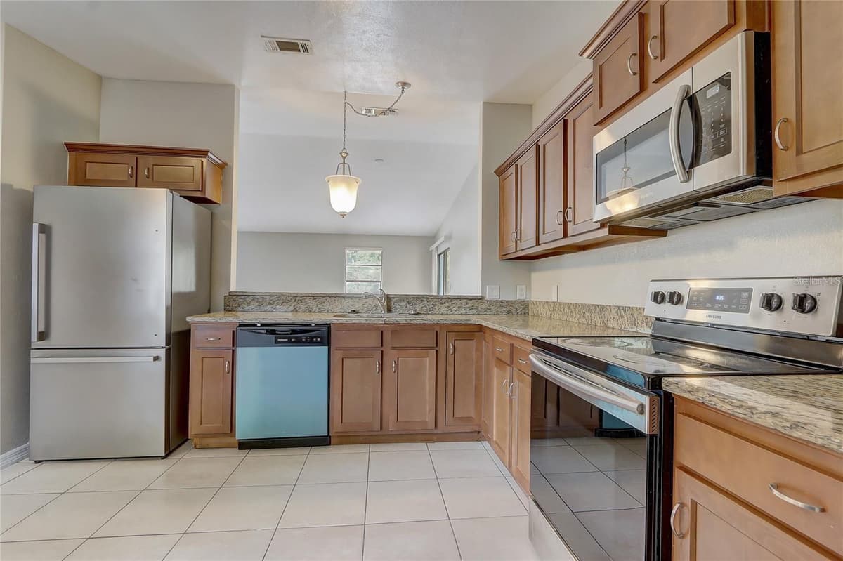 104 TURIN WAY — photo 10 of 25
