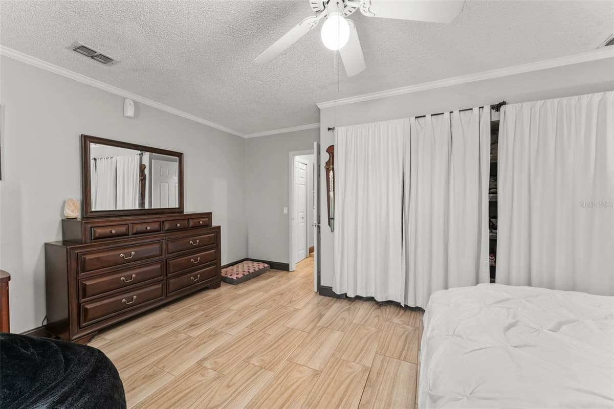 961 MILLENBECK AVENUE — photo 26 of 36