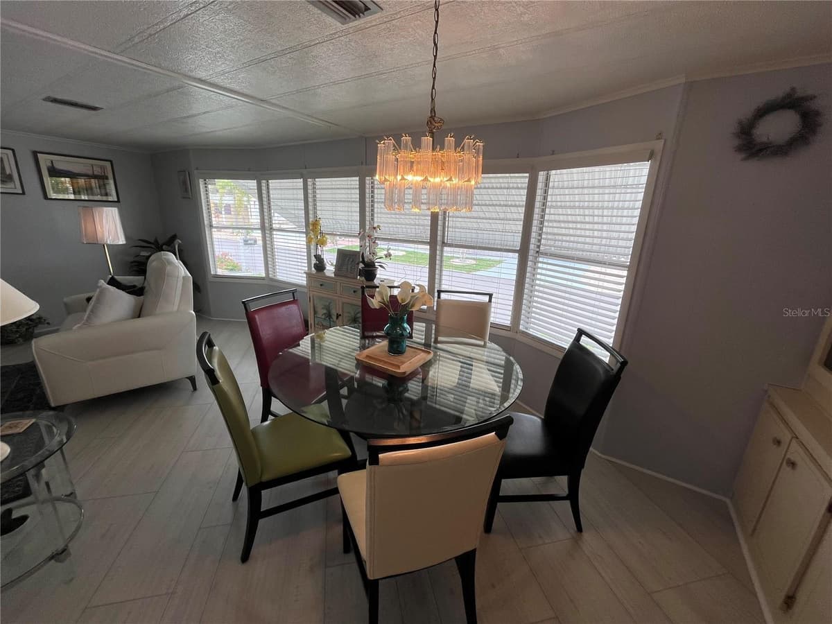900 JOLANDA CIRCLE — photo 16 of 46