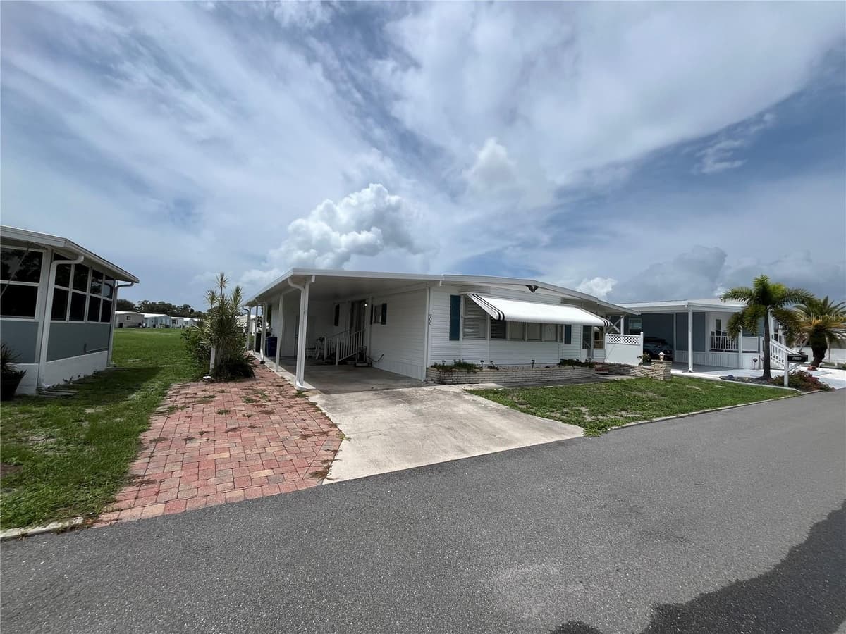 900 JOLANDA CIRCLE — photo 1 of 46