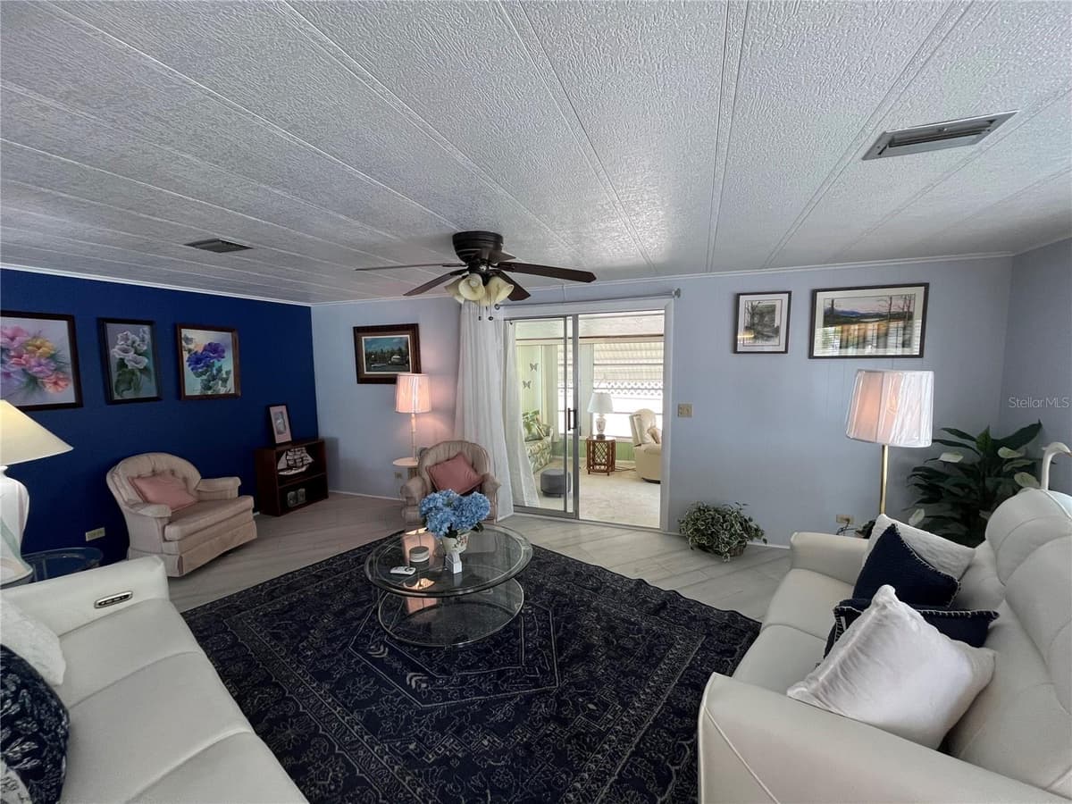 900 JOLANDA CIRCLE — photo 14 of 46
