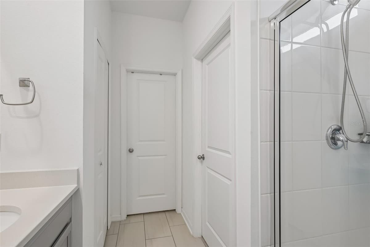 5518 LOS ROBLES COURT — photo 16 of 36
