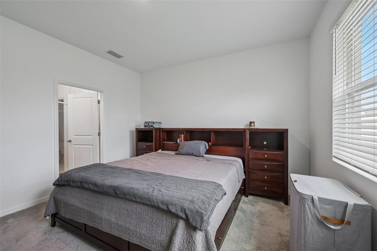 5518 LOS ROBLES COURT — photo 13 of 36