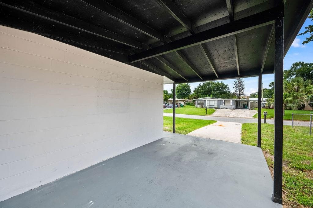 2204 SHELBY DRIVE — photo 4 of 25