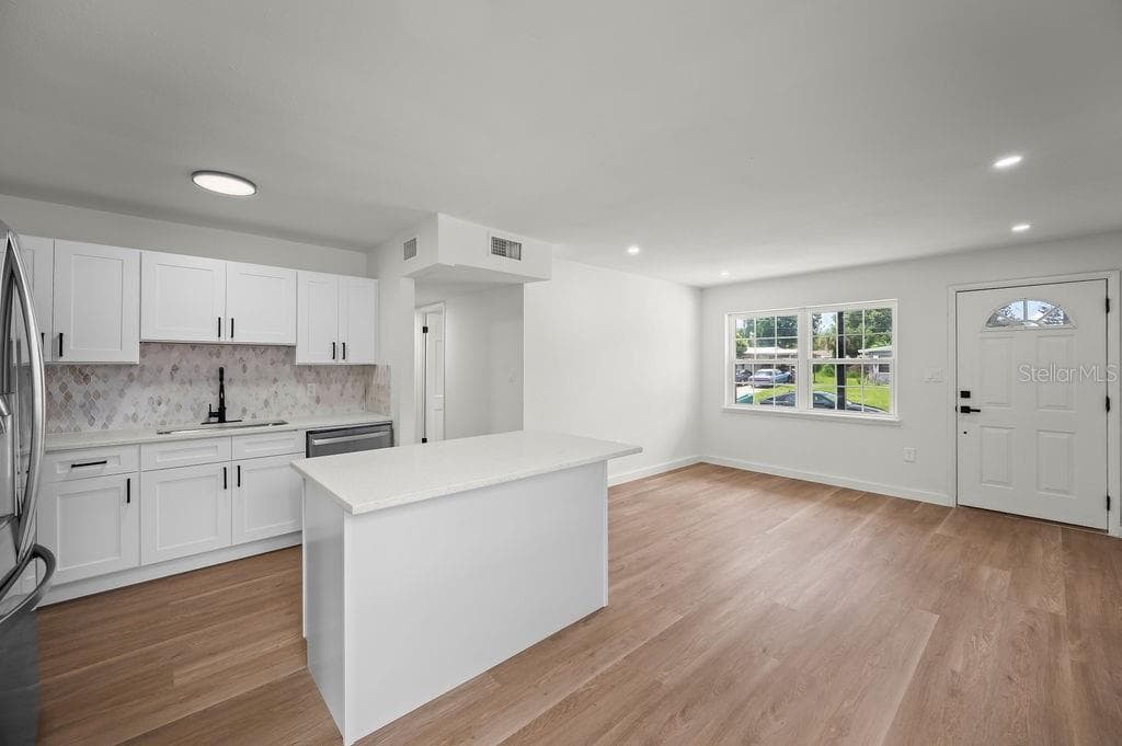 2204 SHELBY DRIVE — photo 5 of 25