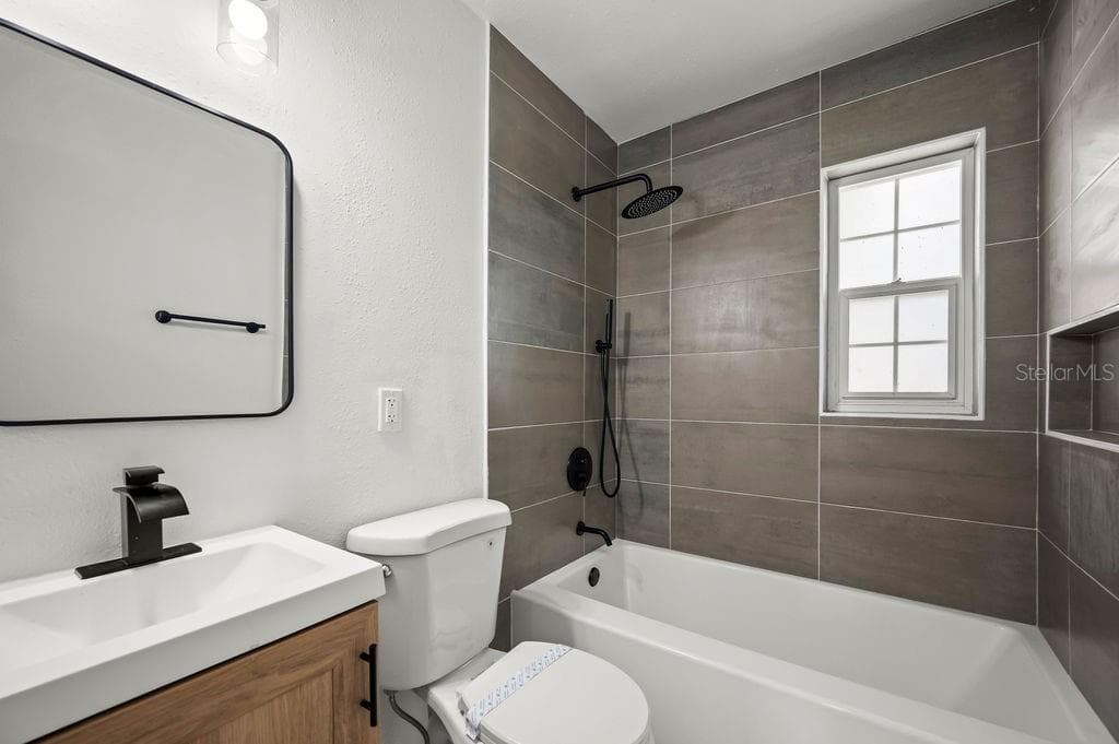 2204 SHELBY DRIVE — photo 20 of 25