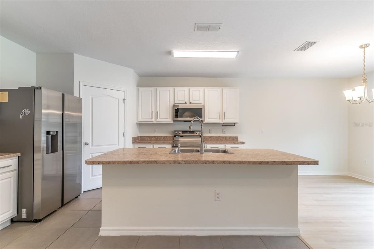 857 SHEEN CIRCLE — photo 15 of 56