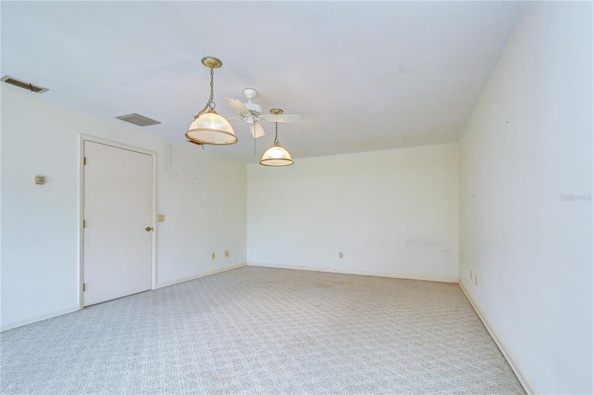 914 MILLER ROAD — photo 31 of 51