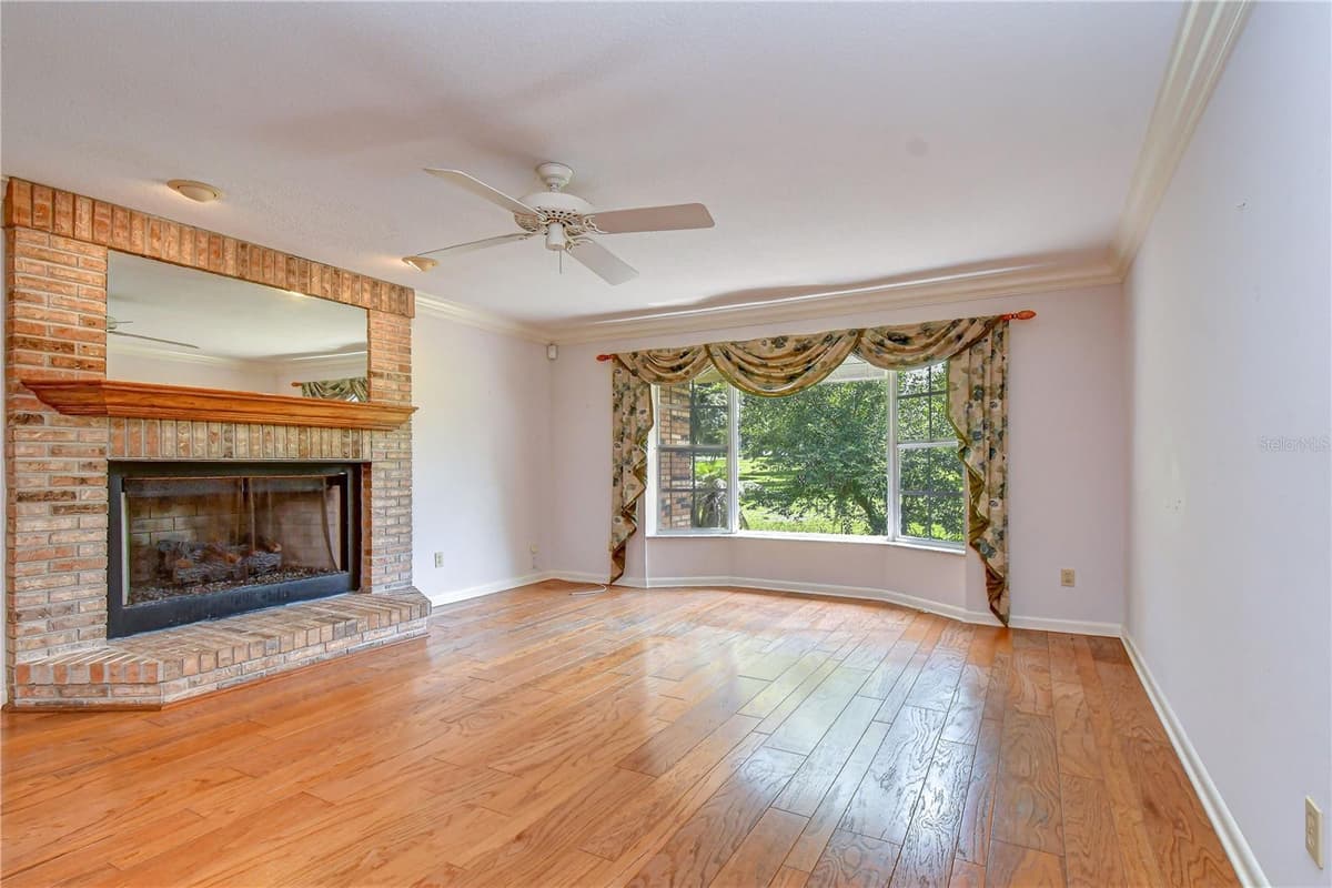 914 MILLER ROAD — photo 9 of 51