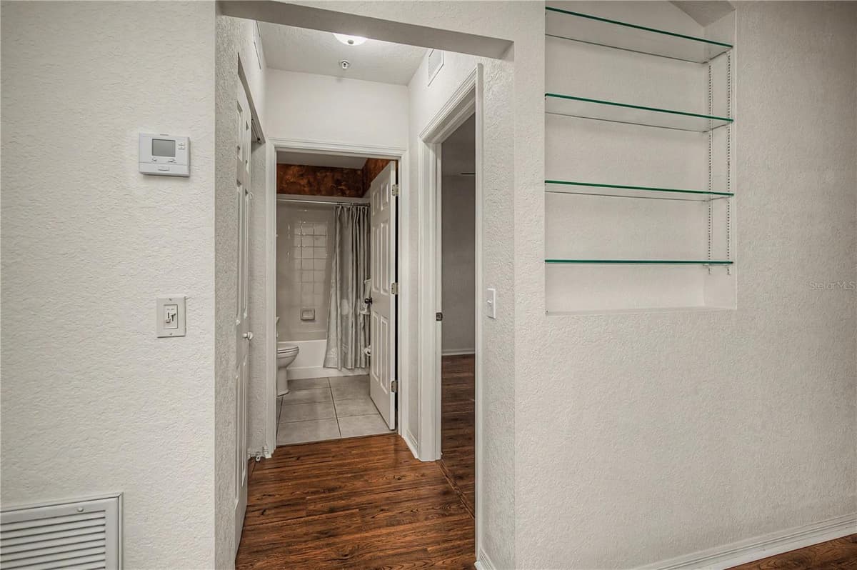 19355 WATER OAK DRIVE — photo 42 of 92