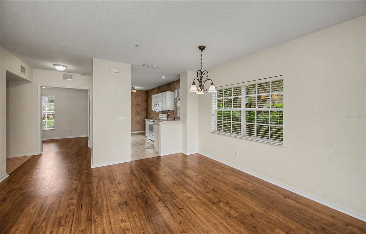 19355 WATER OAK DRIVE — photo 26 of 92