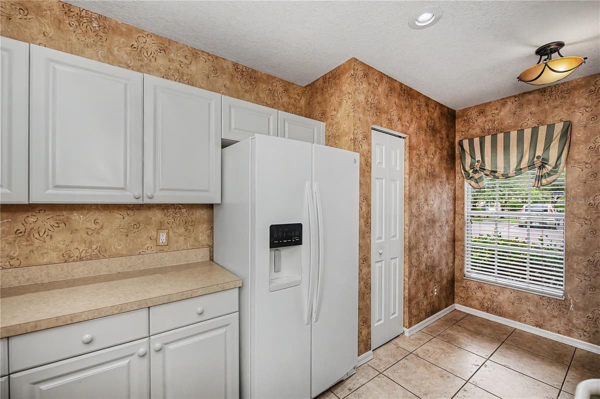 19355 WATER OAK DRIVE — photo 29 of 92