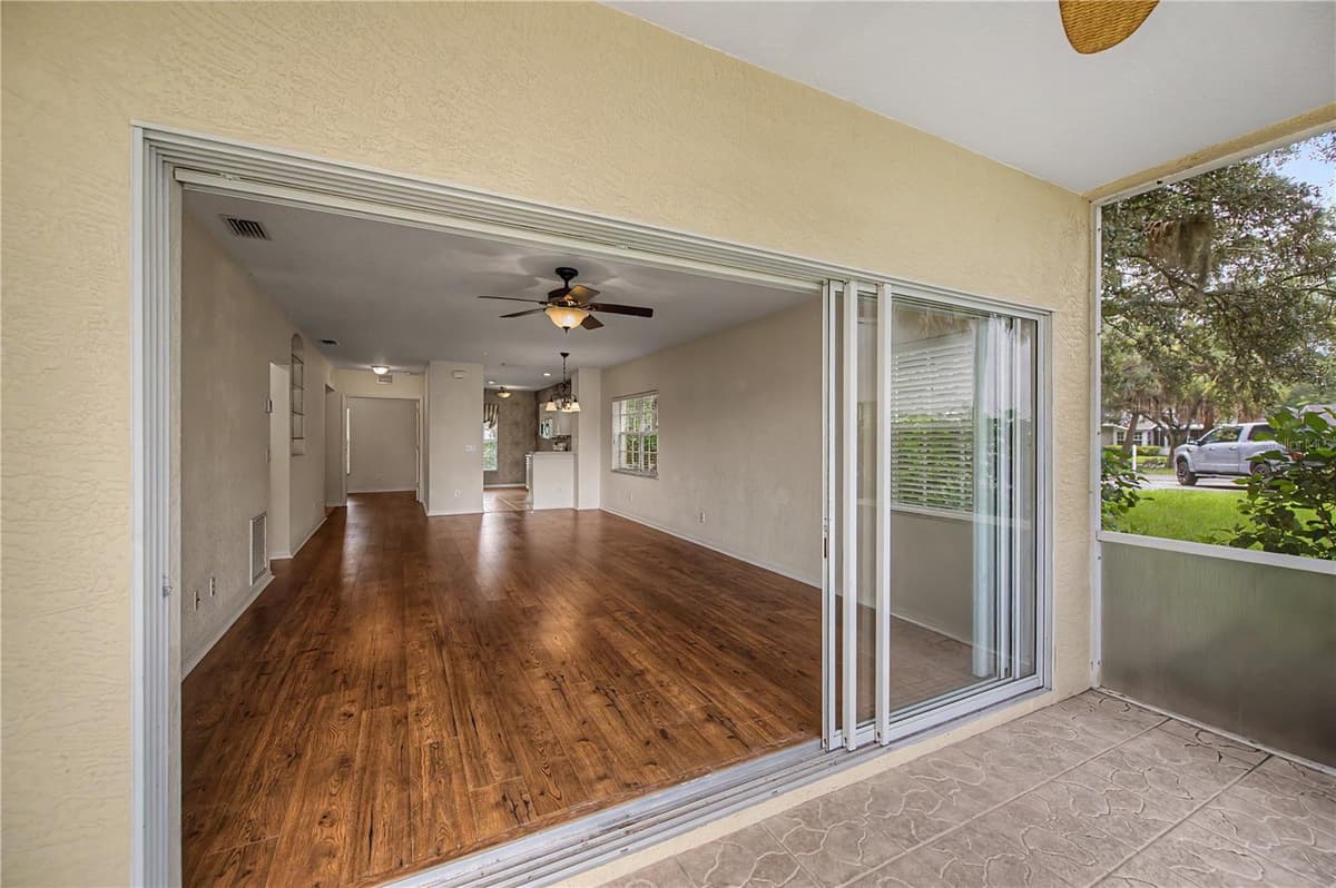 19355 WATER OAK DRIVE — photo 49 of 92