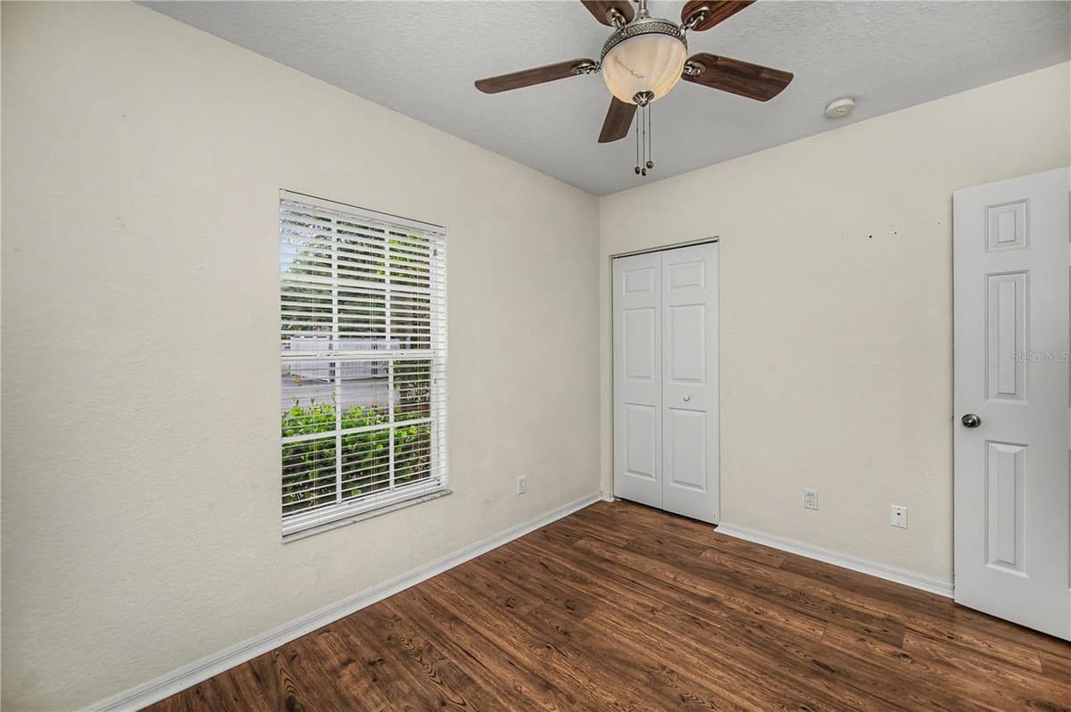 19355 WATER OAK DRIVE — photo 22 of 92