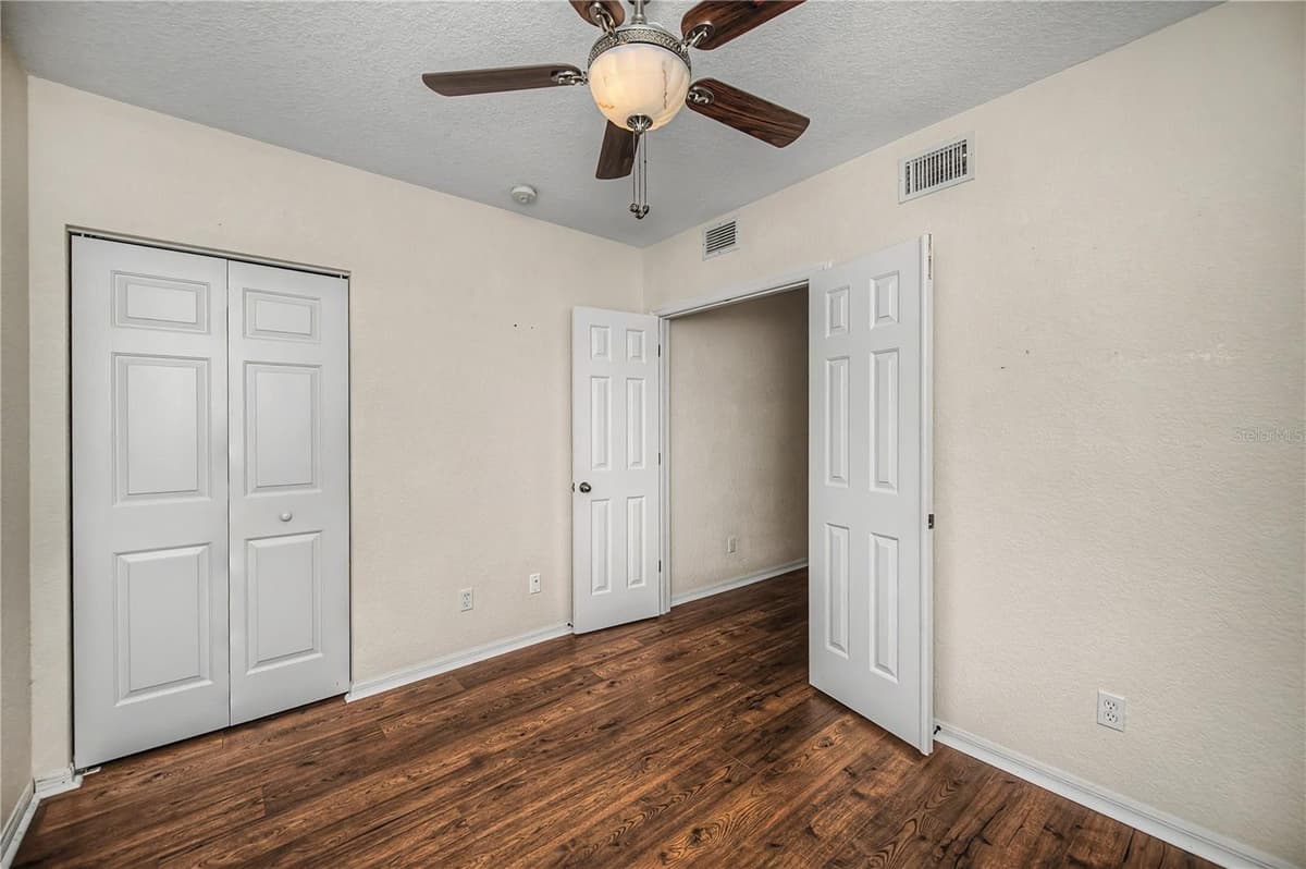 19355 WATER OAK DRIVE — photo 23 of 92