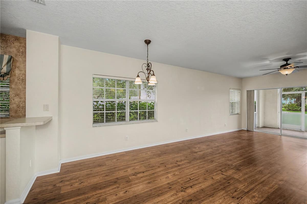 19355 WATER OAK DRIVE — photo 25 of 92