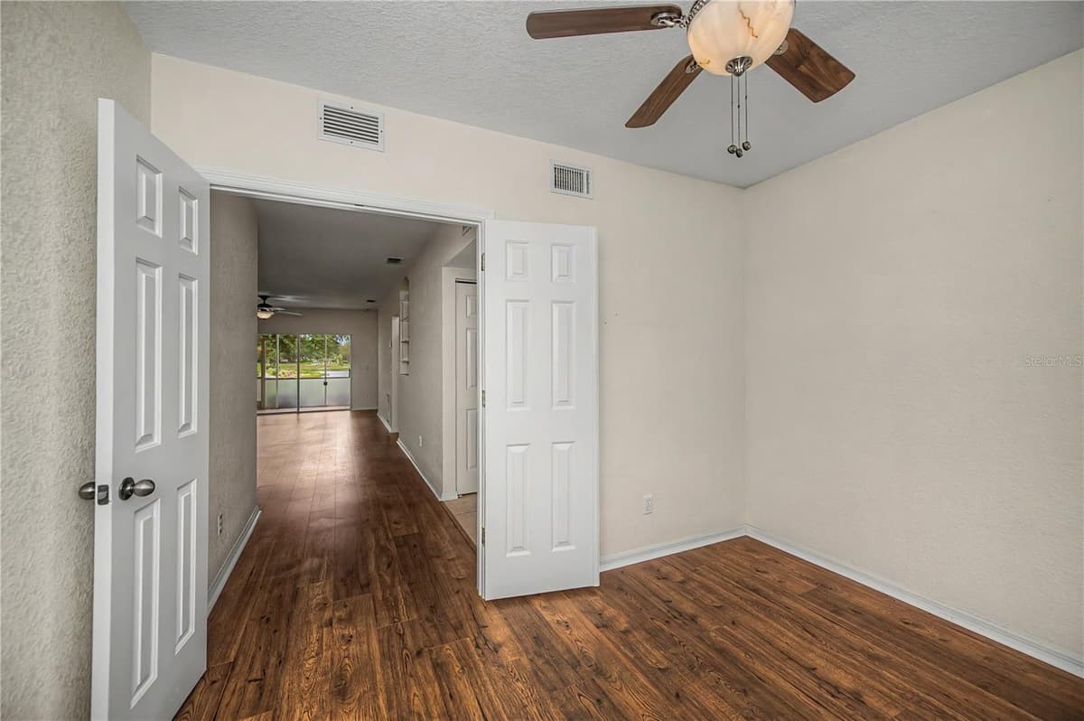 19355 WATER OAK DRIVE — photo 24 of 92