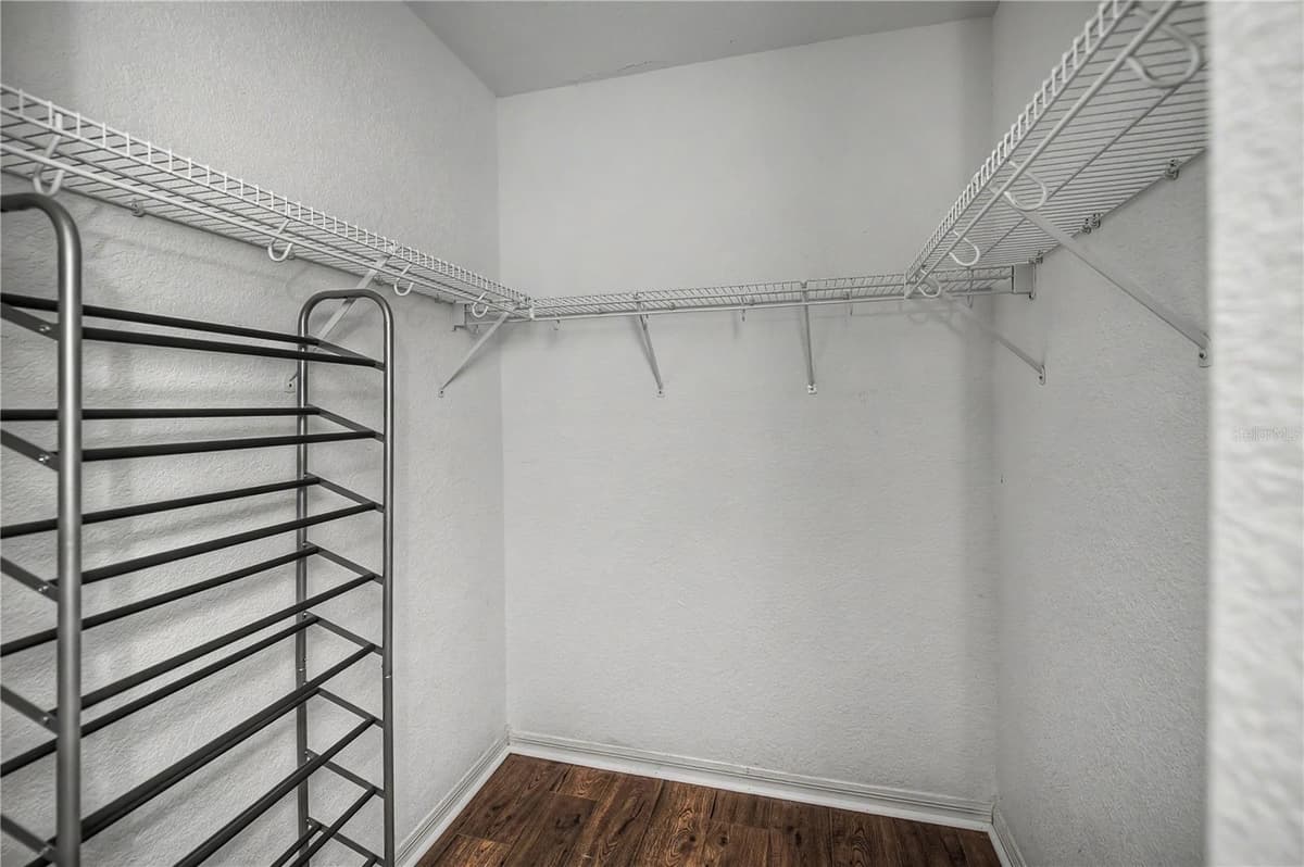 19355 WATER OAK DRIVE — photo 38 of 92