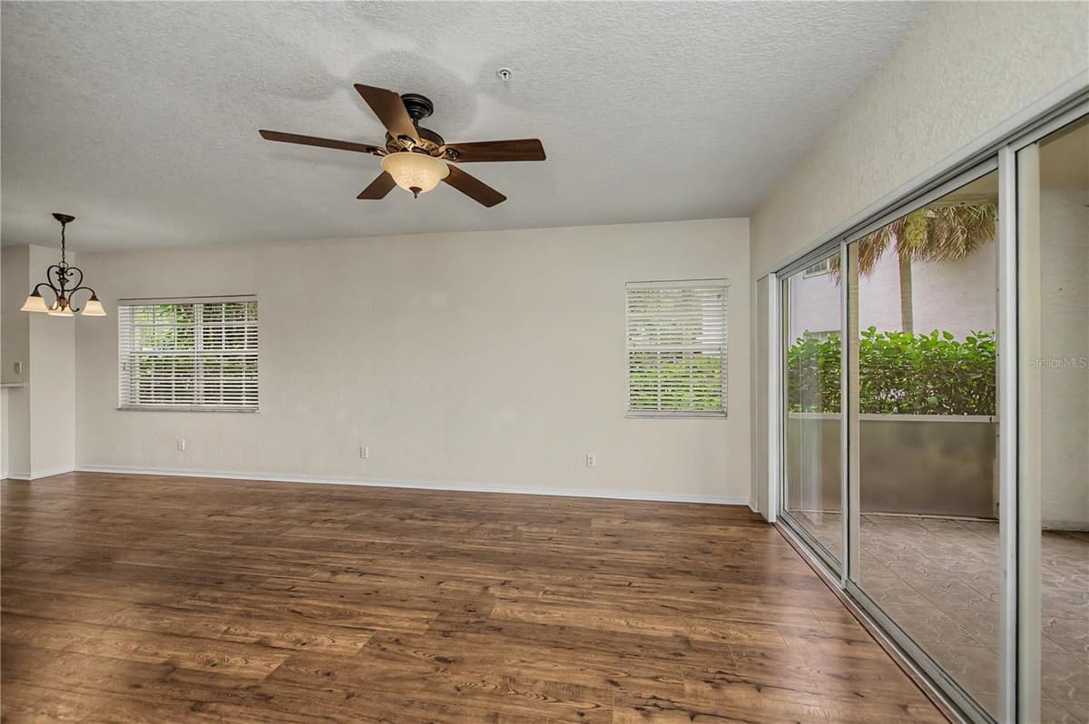 19355 WATER OAK DRIVE — photo 19 of 92