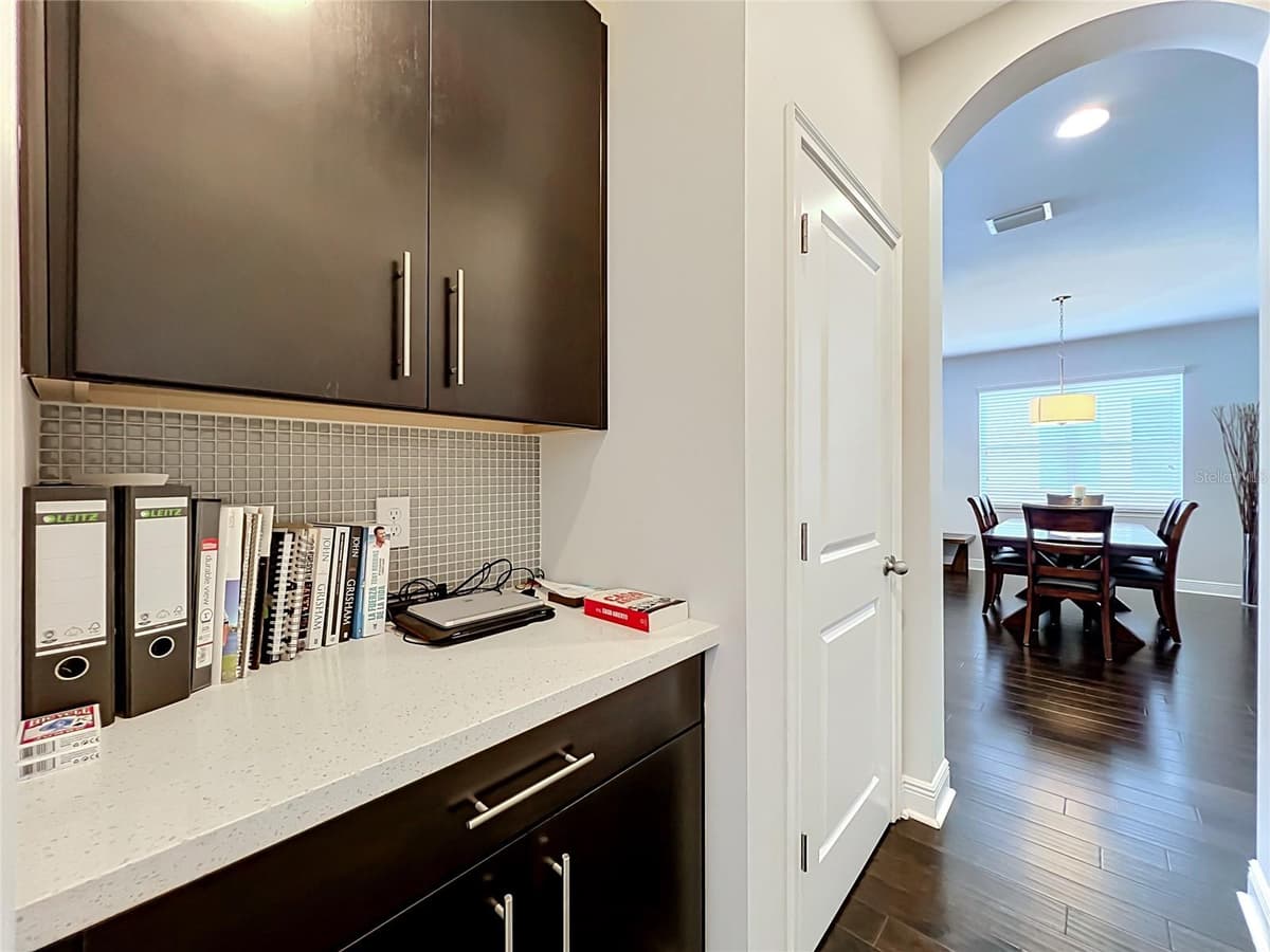 7222 STILL POND LANE — photo 19 of 32