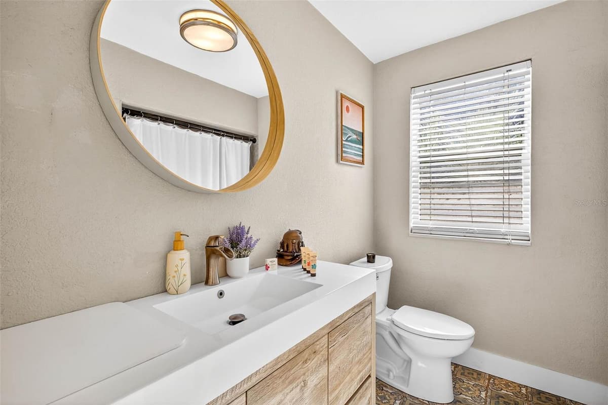 2705 POPLAR AVENUE — photo 28 of 54