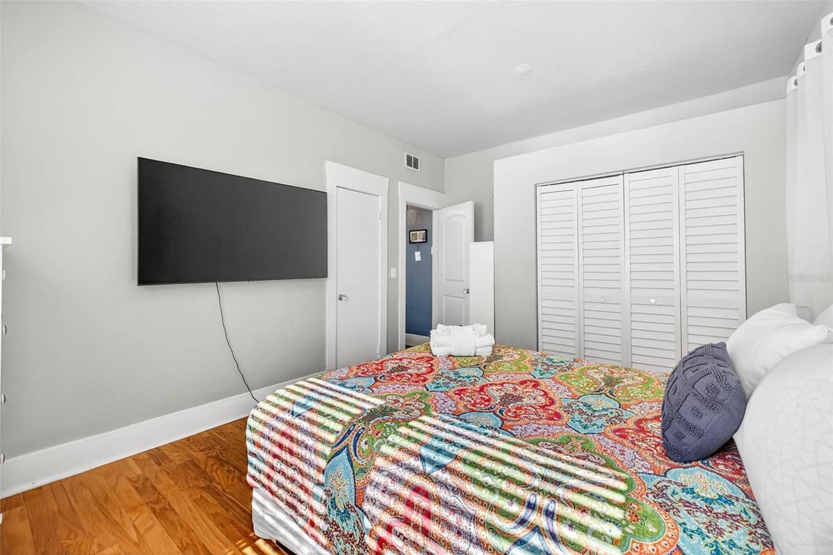 2705 POPLAR AVENUE — photo 26 of 54