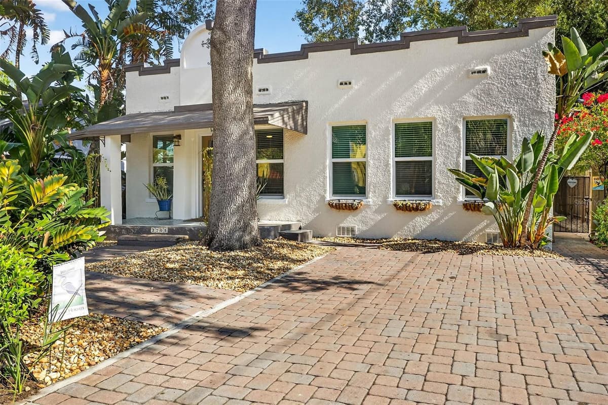 2705 POPLAR AVENUE — photo 2 of 54