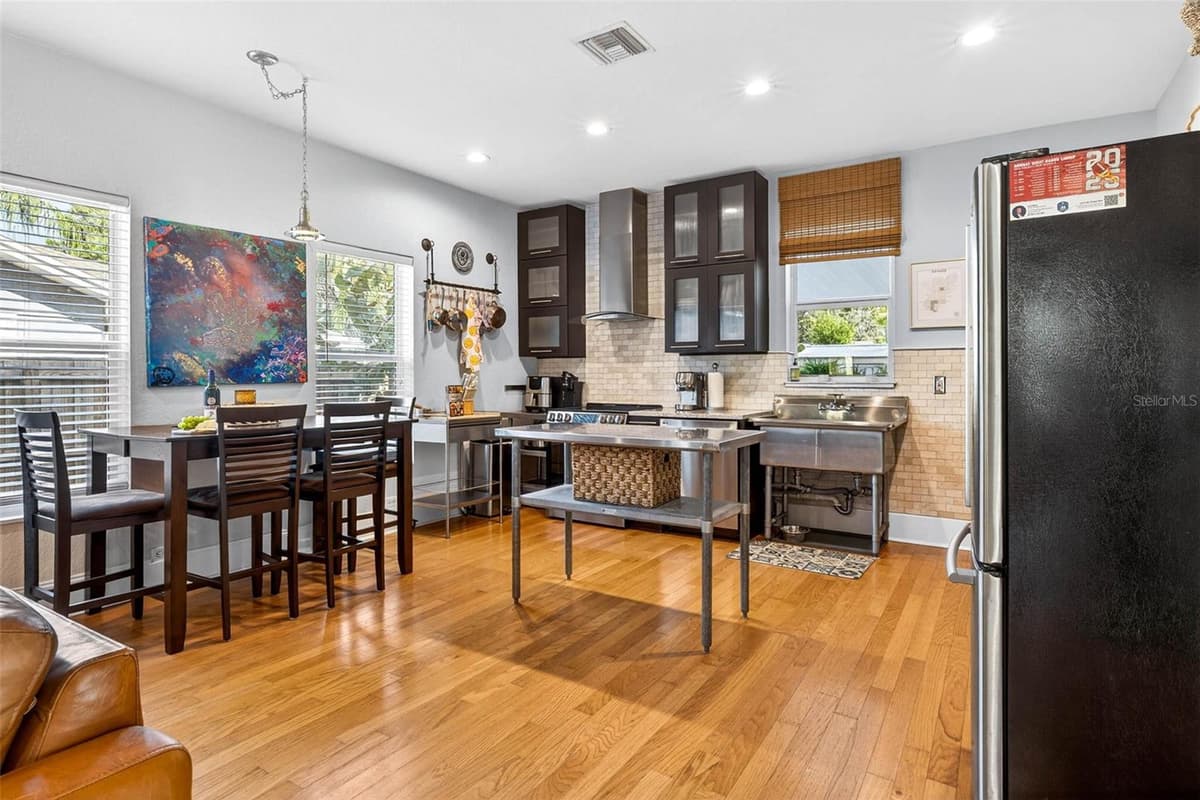 2705 POPLAR AVENUE — photo 17 of 54
