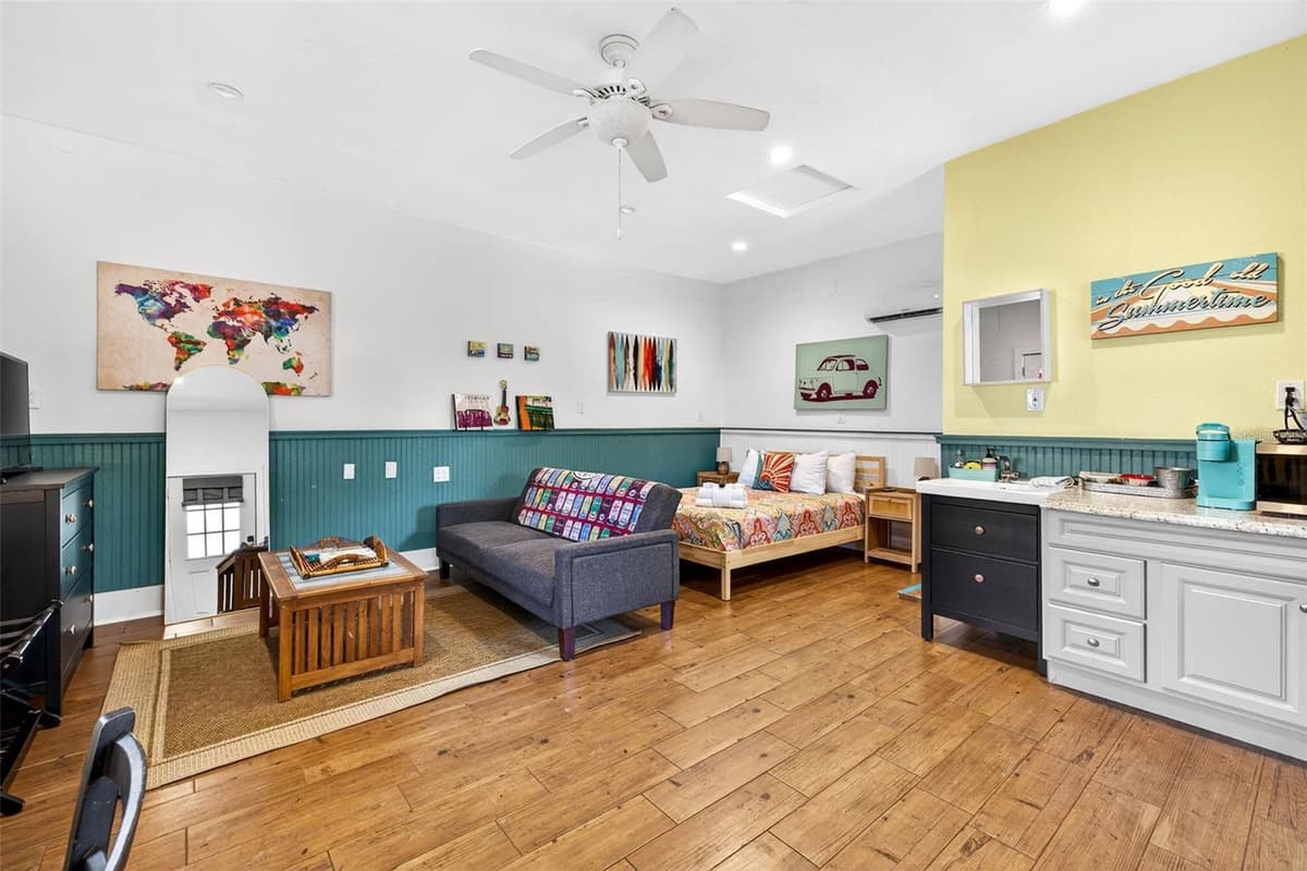 2705 POPLAR AVENUE — photo 45 of 54