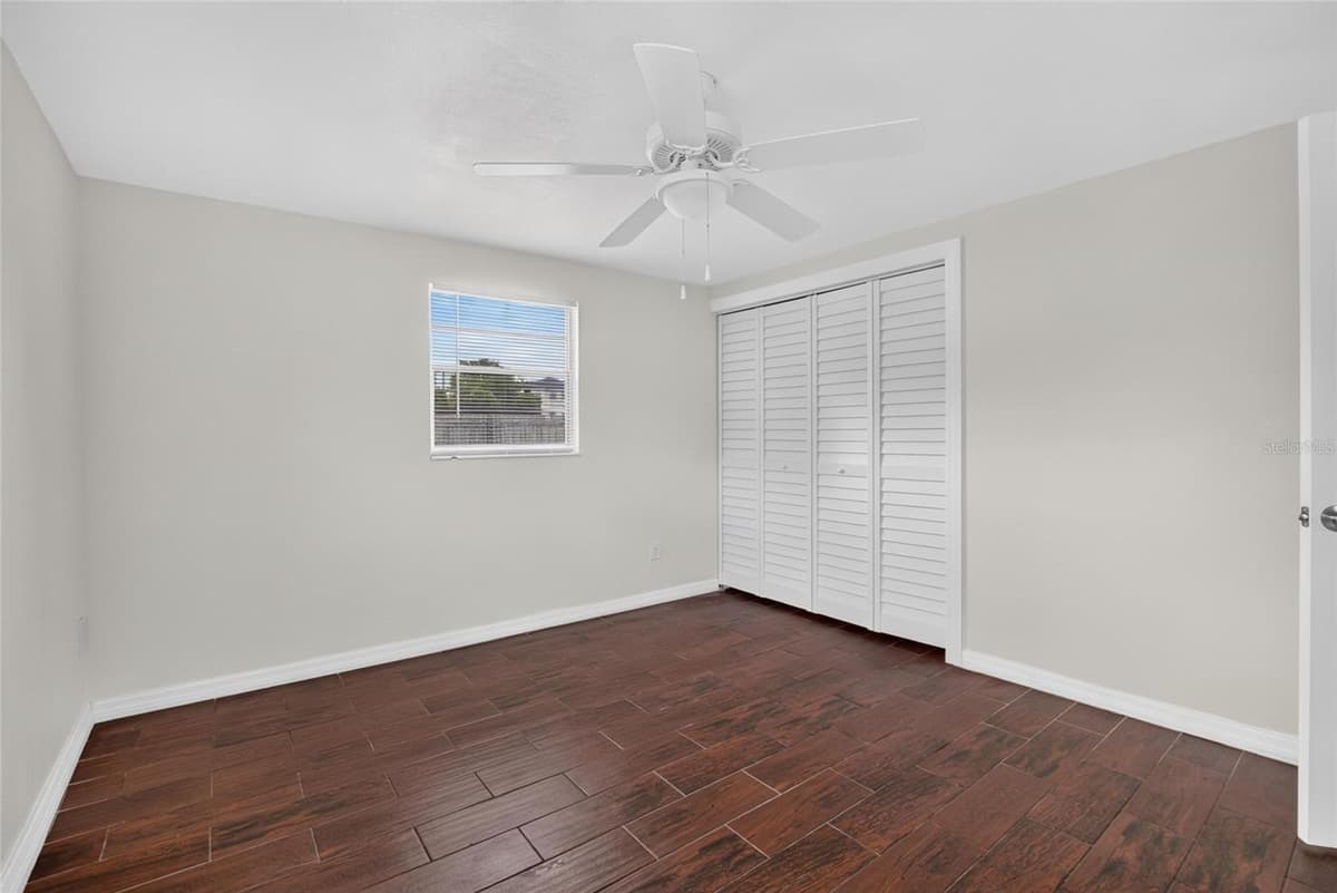 4706 87TH STREET — photo 13 of 23