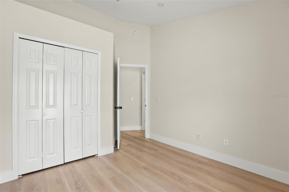 638 TALL OAKS TERRACE — photo 33 of 44