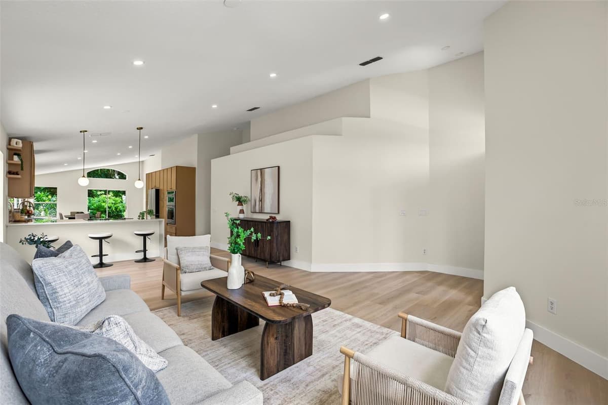 638 TALL OAKS TERRACE — photo 5 of 44