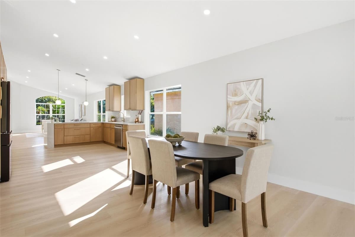 638 TALL OAKS TERRACE — photo 16 of 44