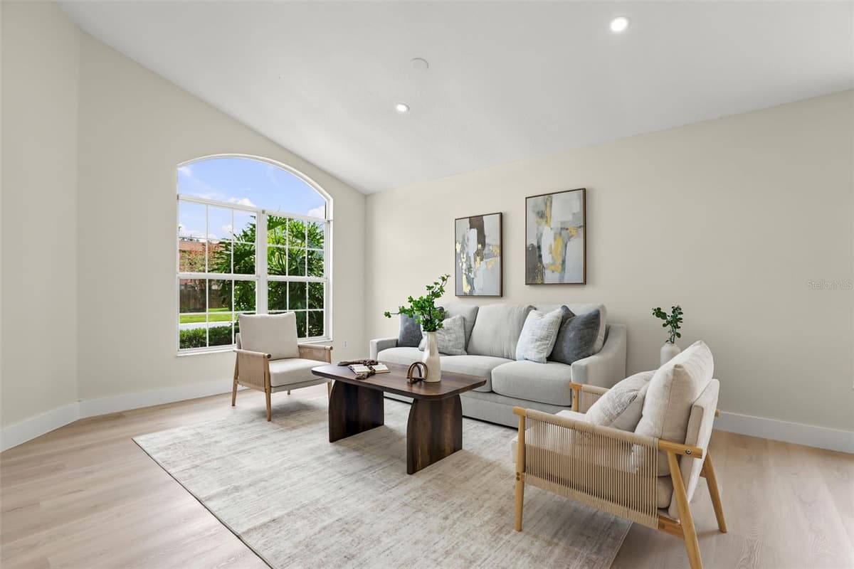 638 TALL OAKS TERRACE — photo 4 of 44