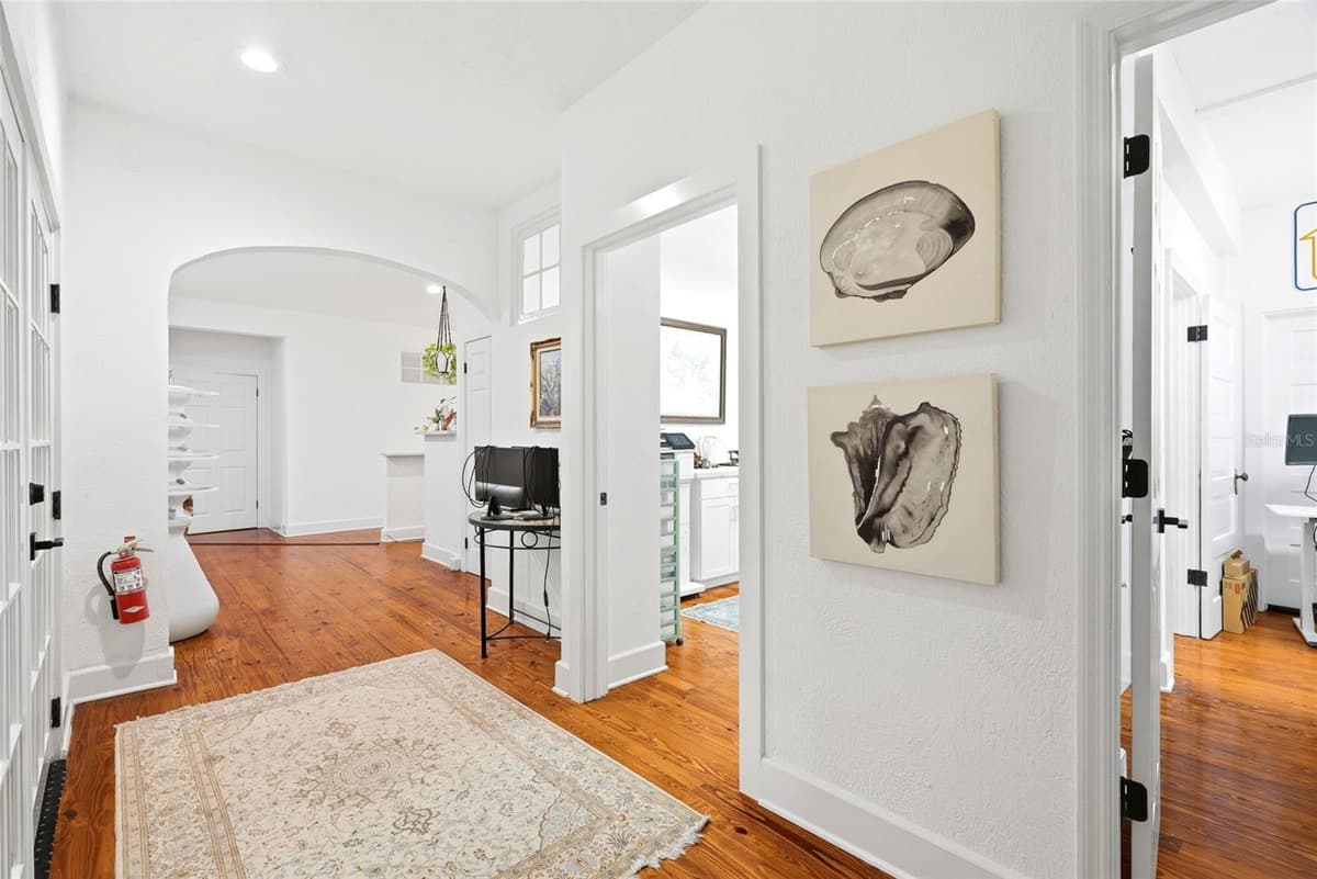 7024 CENTRAL AVENUE — photo 16 of 41