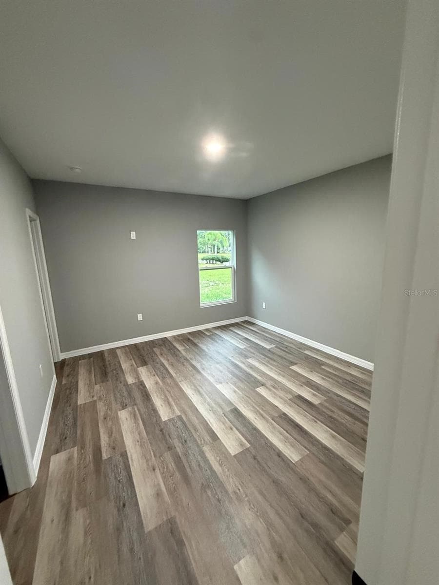110 FRIENDLY CIRCLE — photo 10 of 10