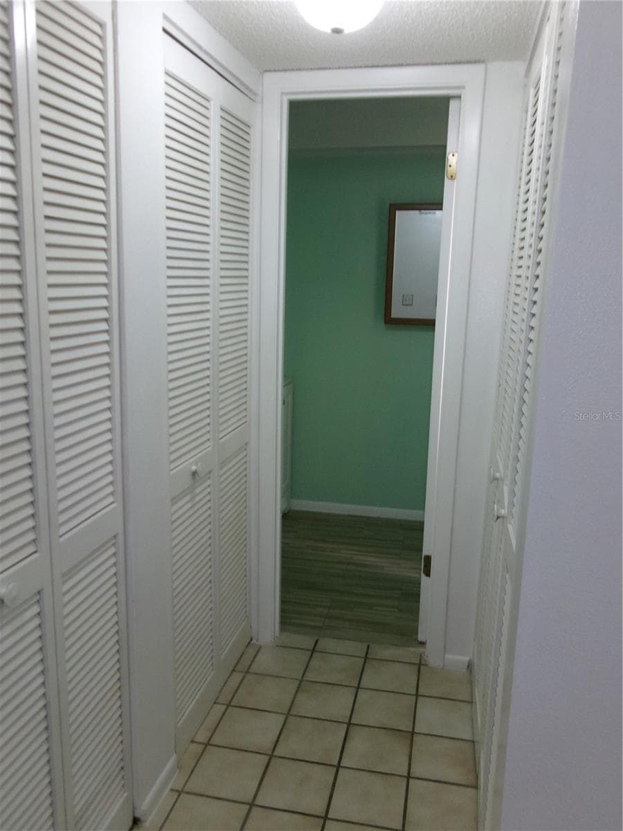 4324 MIDDLEBROOK ROAD — photo 9 of 40
