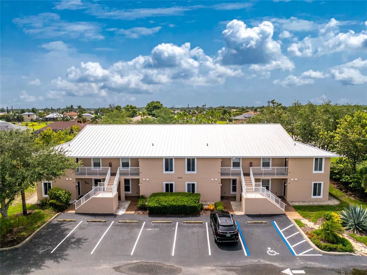 9500 FIDDLERS GREEN CIRCLE — photo 4 of 57