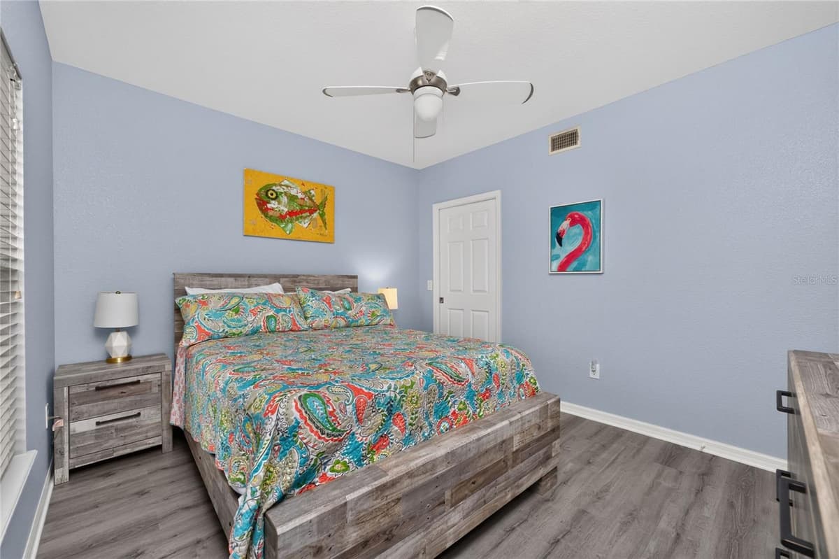 9500 FIDDLERS GREEN CIRCLE — photo 19 of 57