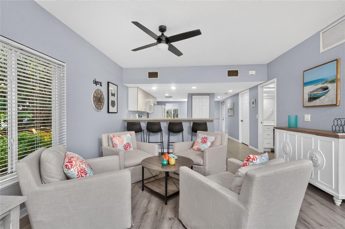 9500 FIDDLERS GREEN CIRCLE — photo 15 of 57