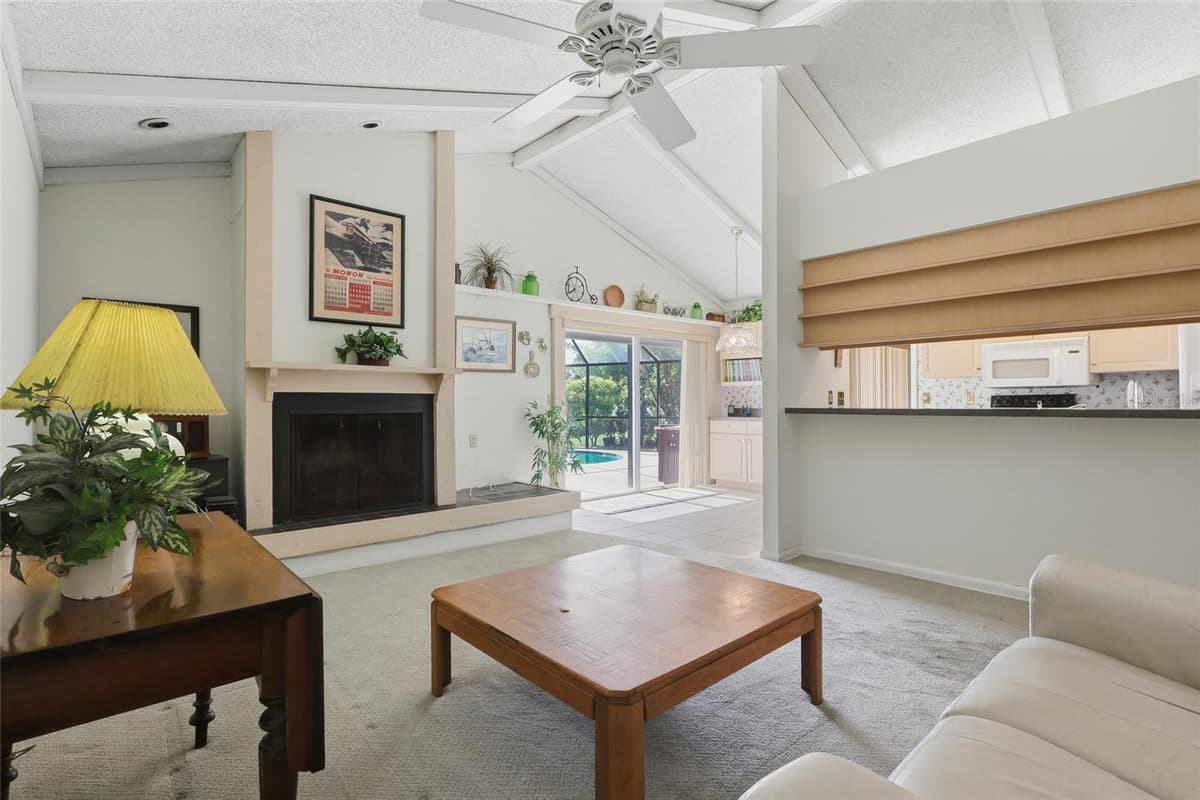 6811 TWELVE OAKS BOULEVARD — photo 15 of 26