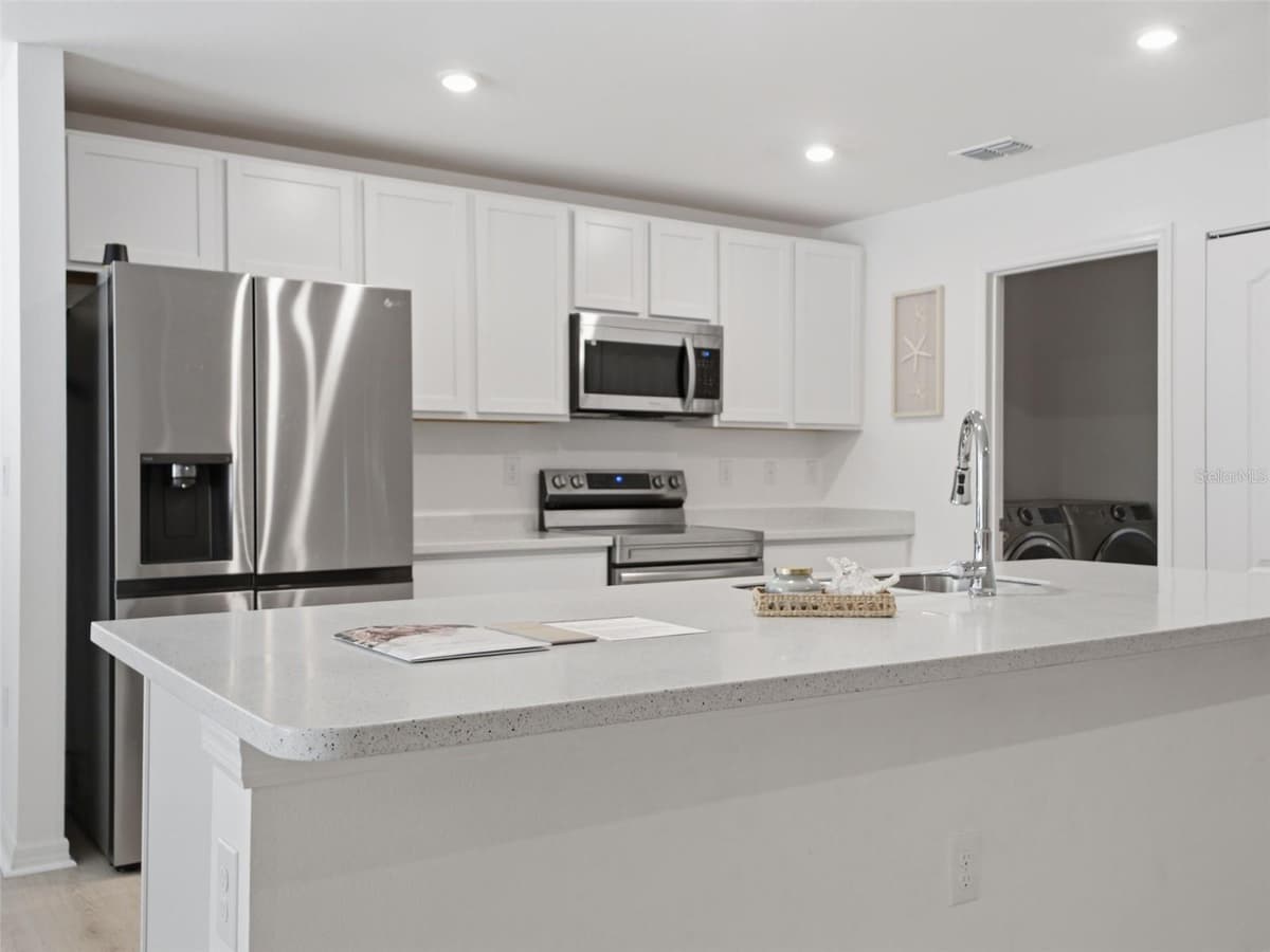 3276 CAMILO DRIVE — photo 9 of 46