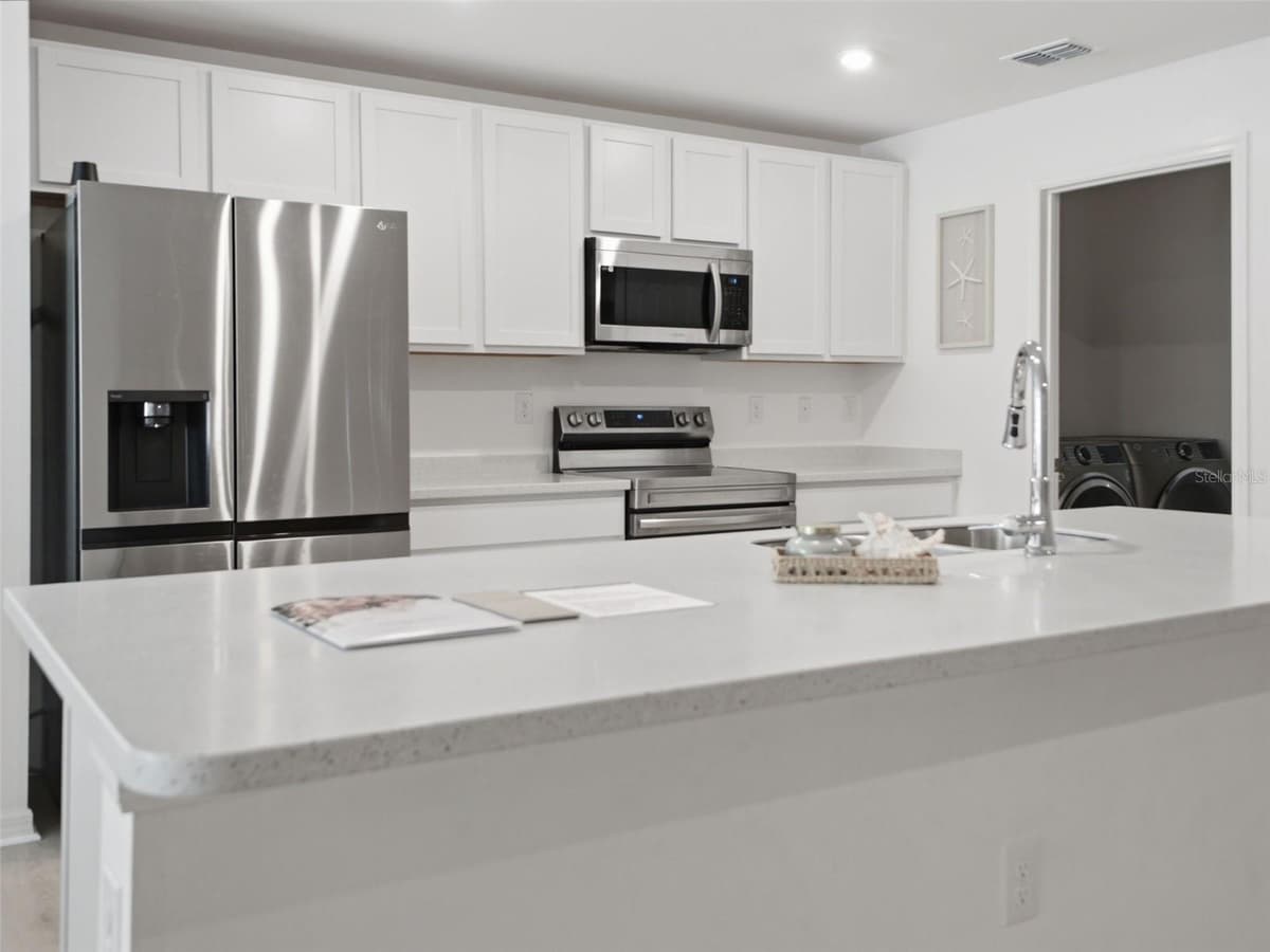 3276 CAMILO DRIVE — photo 11 of 46