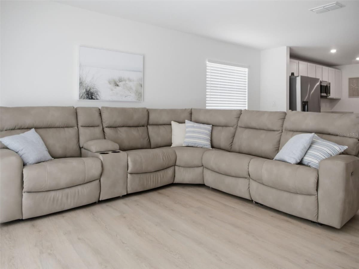 3276 CAMILO DRIVE — photo 7 of 46