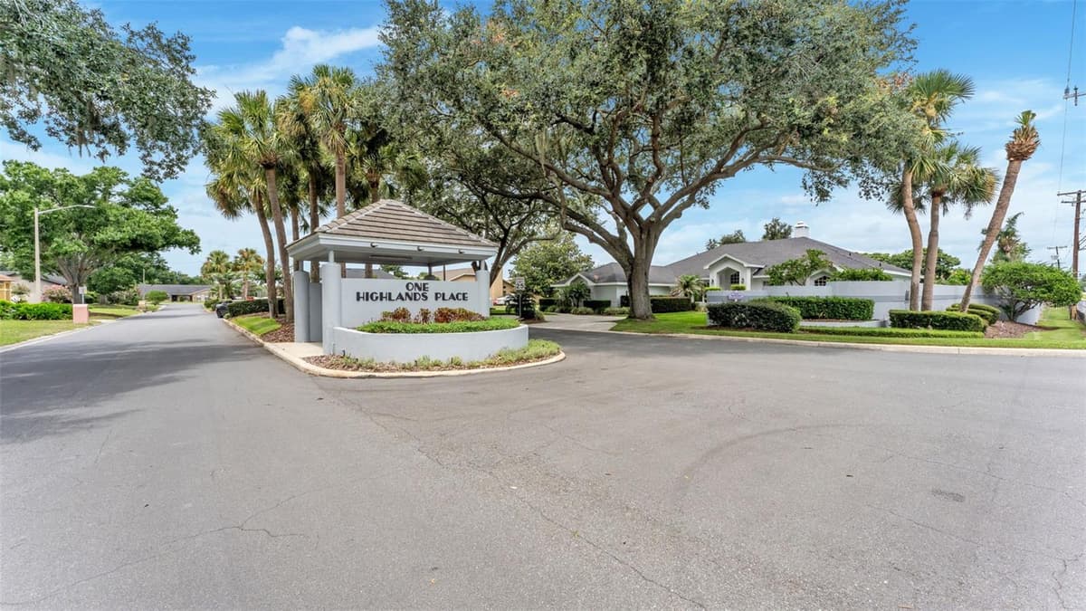 4765 HIGHLANDS PLACE CIRCLE — photo 56 of 57