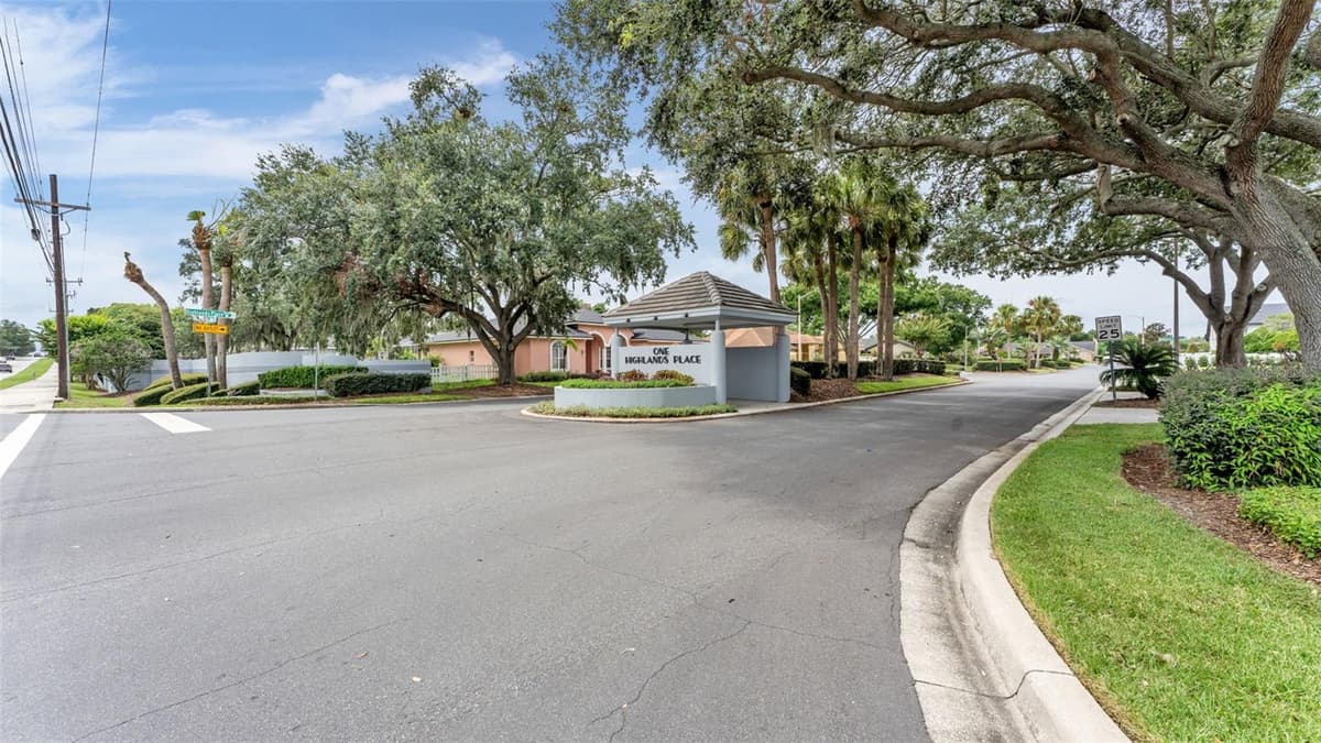 4765 HIGHLANDS PLACE CIRCLE — photo 55 of 57